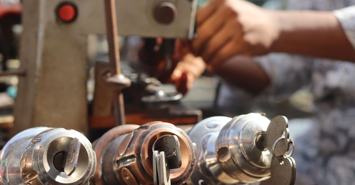 How to Choose a Commercial Locksmith for Your Spring Valley Business — Silver State Locksmiths