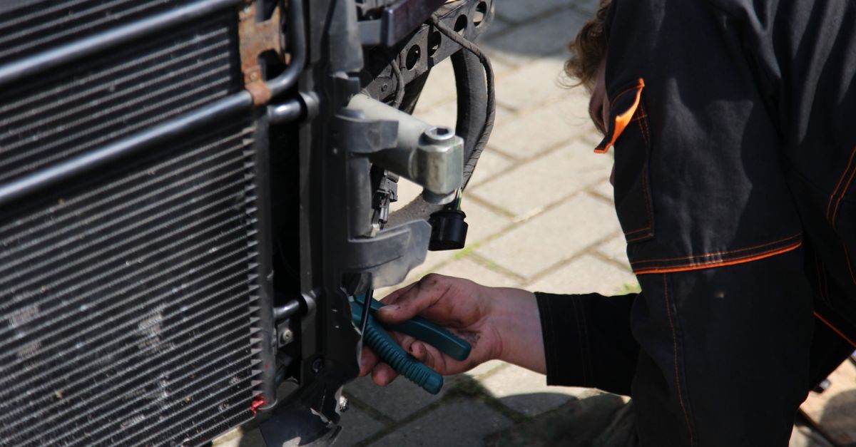 locksmith service technician — Silver State Locksmiths